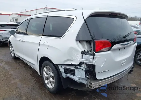 2020 Chrysler Pacifica Limited from USA, damaged, VIN 2C4RC1GG5LR283836